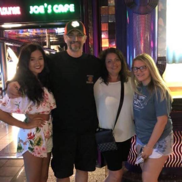 Meet your Posher, Tonya - Picture 1 of 1